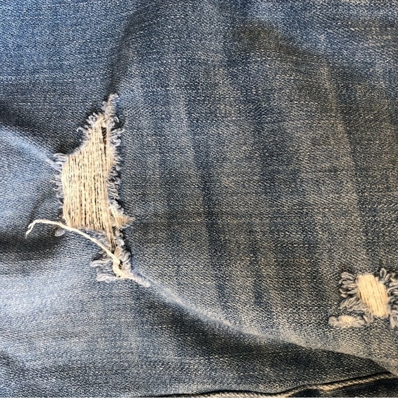 Levi’s High Rise Shorts Sz. 28 Stretch Distressed Med Blue Red Tab Cut Offs - Picture 6 of 6